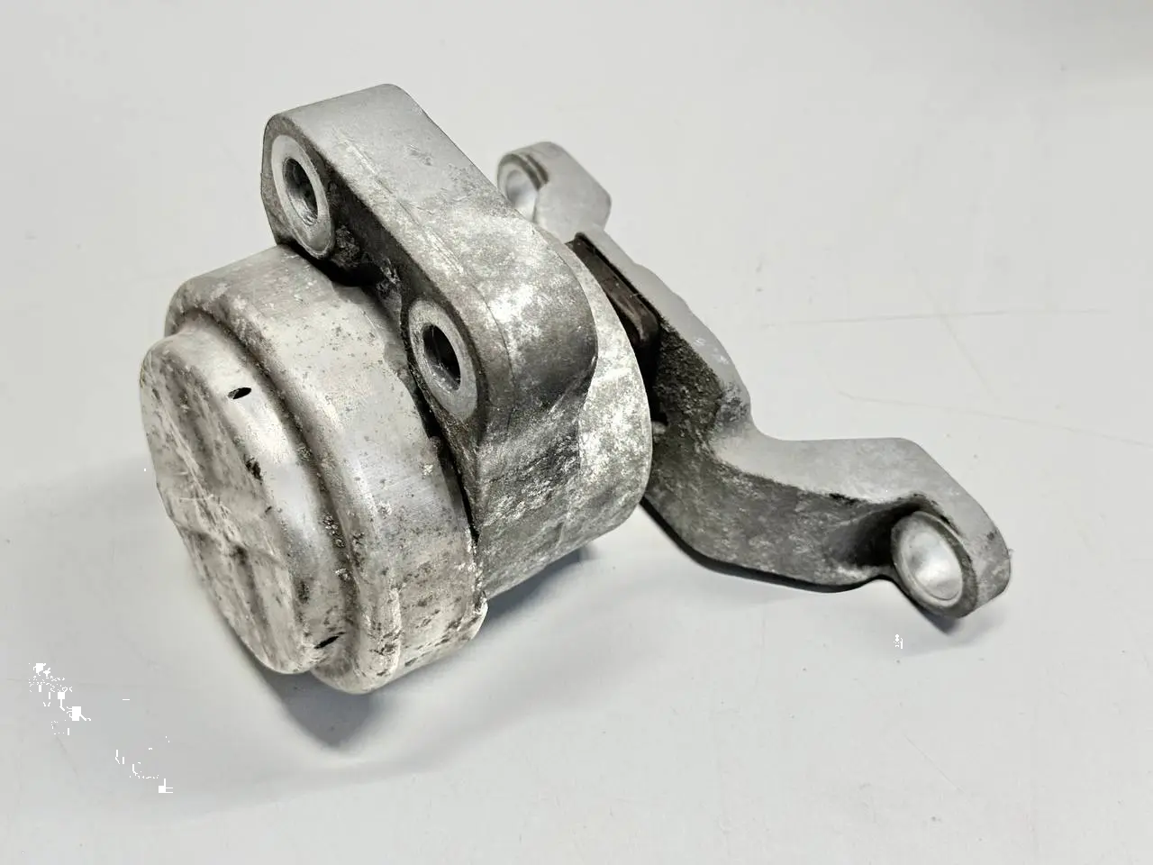 Motorhalterung Träger Konsole für FORD Mondeo CA2 2.0L TDCi 2008 6G916F012EB