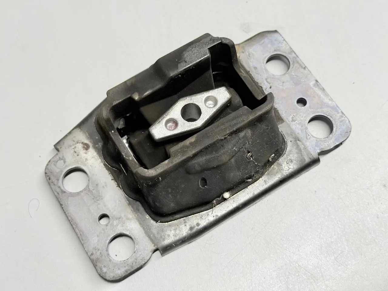 Motorlagerung Motorhalterung links FORD Mondeo CA2 2.0L TDCi 2008 7G917M121BA