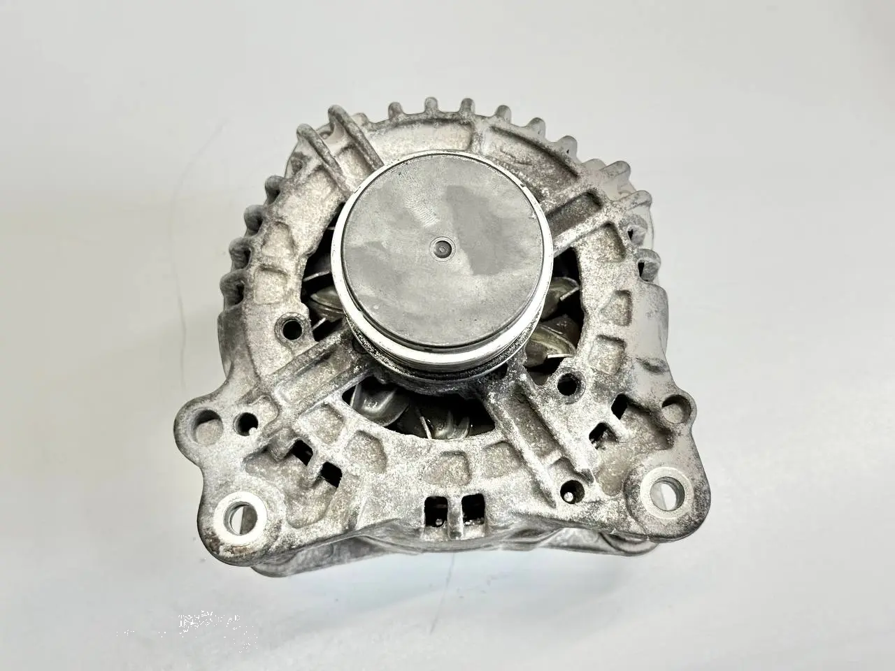 Lichtmaschine Generator 140A SKODA Octavia 1Z5 1,9 TDI 2004 Kombi 06F903023F