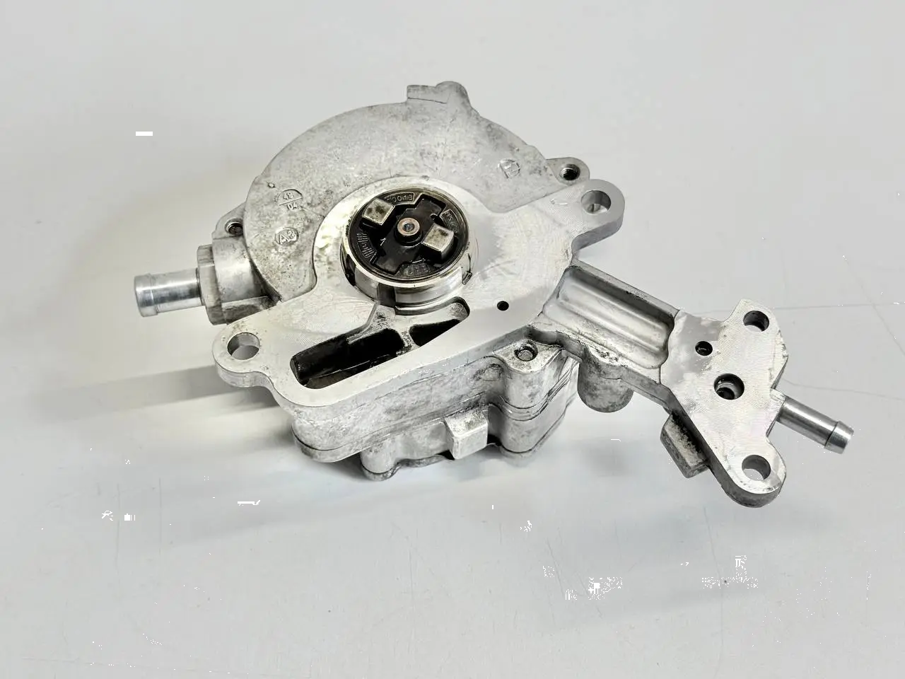 Unterdruckpumpe Vakuumpumpe SKODA Octavia 1Z5 1,9 TDI 2004 Kombi 038145209