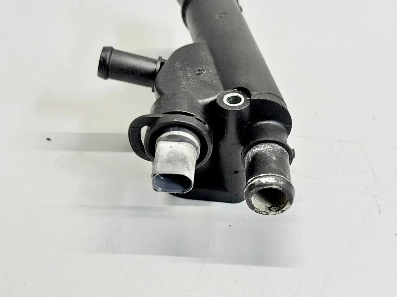 Kühlmittelflansch Wasserstutzen SKODA Octavia 1Z5 1,9 TDI 2004 Kombi 038121132D