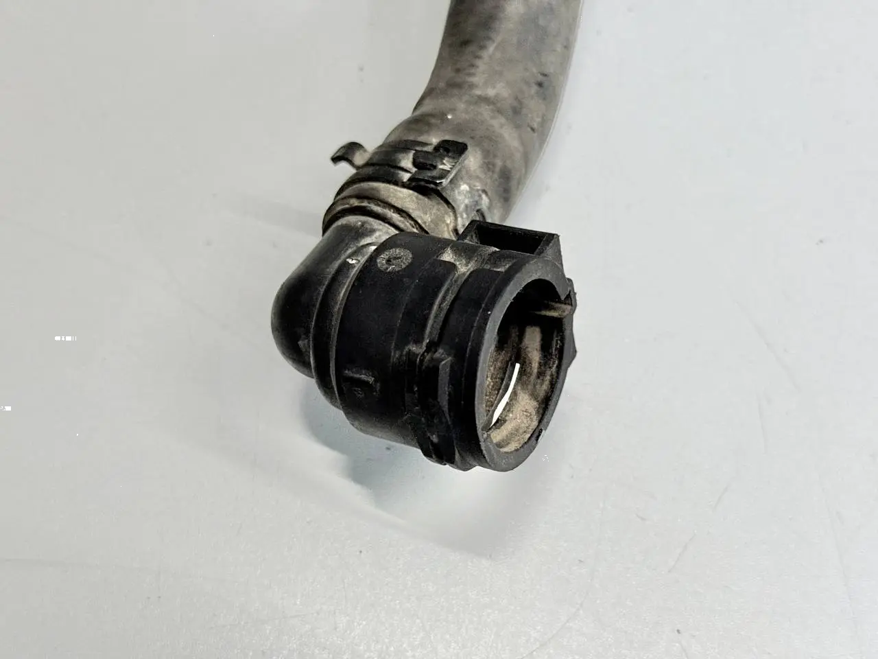 Kühlschlauch Kühler Schlauch SKODA Octavia 1Z5 1,9 TDI 2004 Kombi 1K0122157A