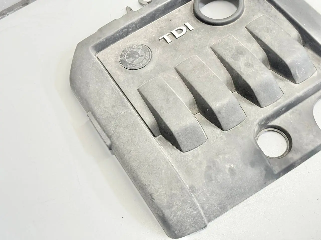 Motorabdeckung, Obere SKODA Octavia 1Z5 1,9 TDI 2004 Kombi 03G103925