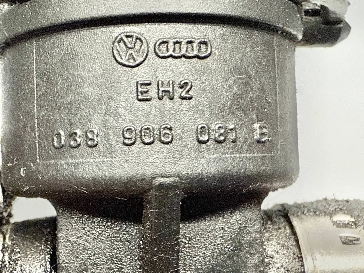 Kraftstofftemperatursensor SKODA Octavia 1Z5 1,9 TDI 2004 Kombi 038906081E