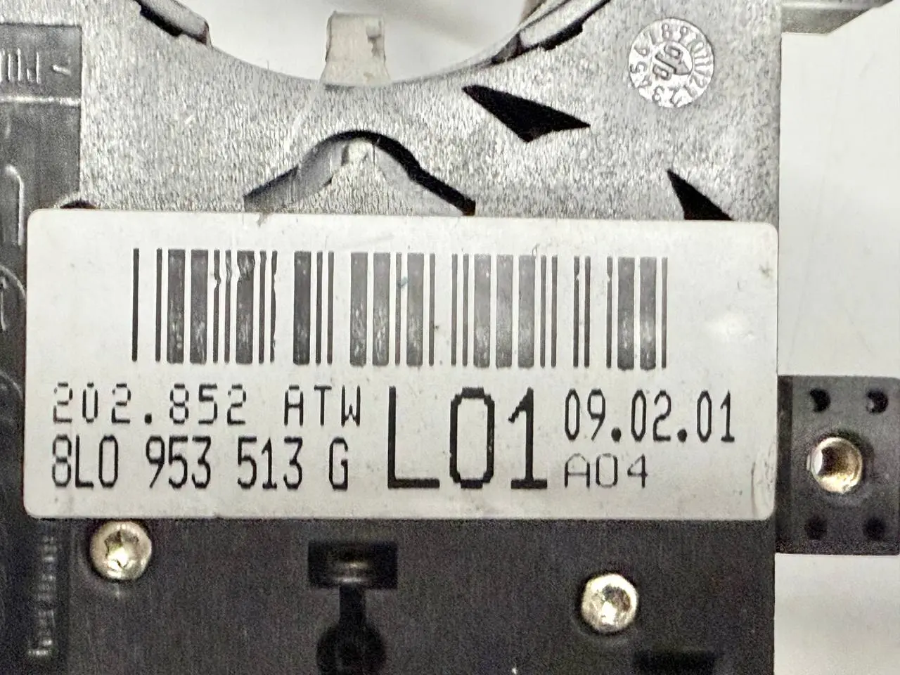Lenkstockschalter Wischerhebel Kombischalter VW Polo 9N1 1,2L 2002 4B0953503H