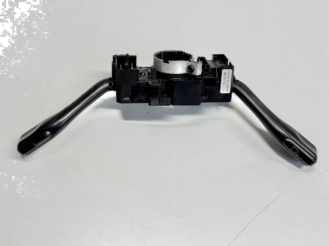 Lenkstockschalter Wischerhebel Kombischalter VW Polo 9N1 1,2L 2002 4B0953503H