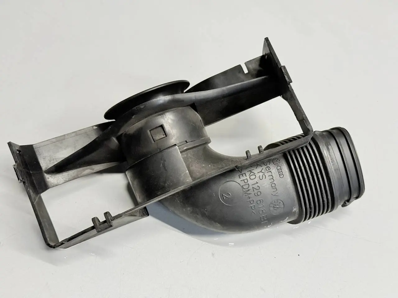 Luftfilterkasten Ansaugrohr VW Golf Plus 5M 1,4 TSI 2009 1K0129618BF