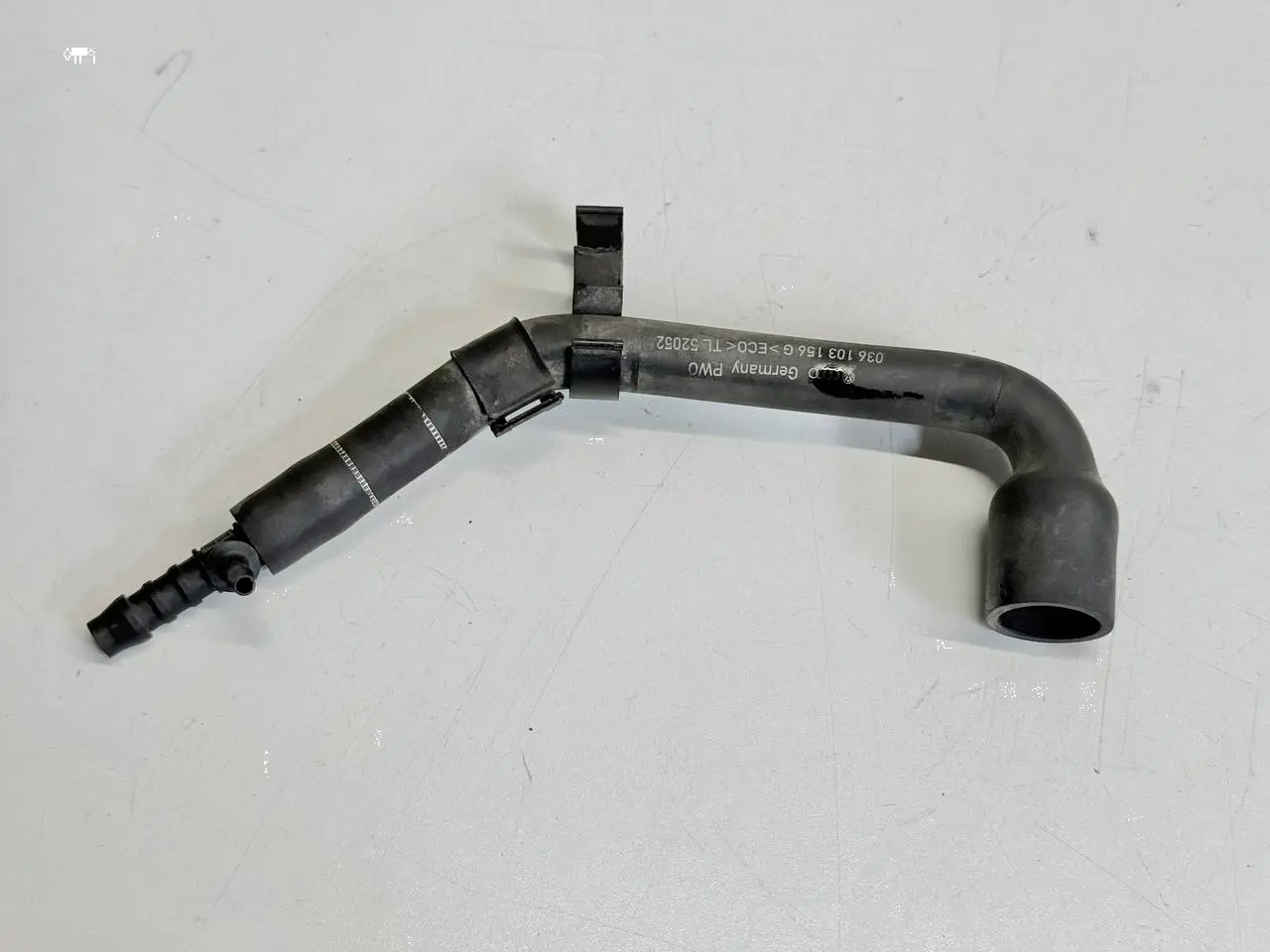 Kurbelgehäuseentlüftung Schlauch VW New Beetle 1C1 1.4 2004 036103156G