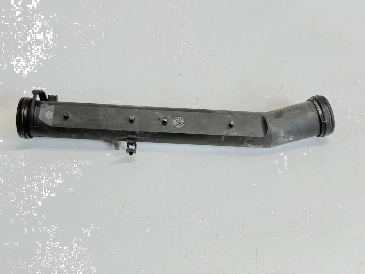 Kühlmittelrohrleitung Thermostatgehäuse VW New Beetle 1C1 1.4 2004 032121065F