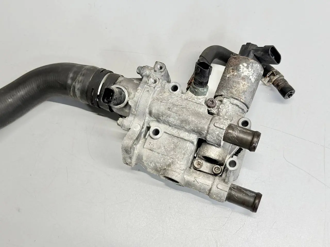 Kühlwasserschlauch Schlauch für Corsa D 1.2L ASTRA-H 1.6 DOHC 2007 55559594