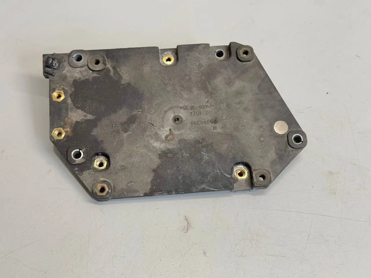 Zahnriemenabdeckung / Motorgehäuseabdeckung ASTRA-H 1.6 DOHC 2007 55560396