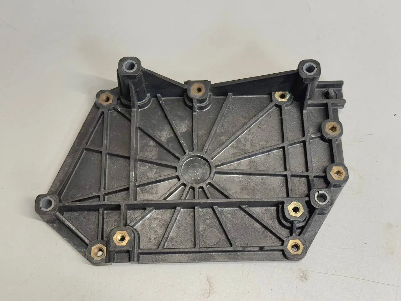 Zahnriemenabdeckung / Motorgehäuseabdeckung ASTRA-H 1.6 DOHC 2007 55560396