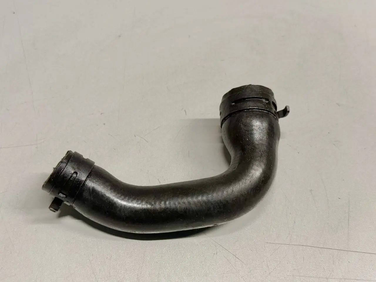 Kühlwasserschlauch Benz Vito 111 Mercedes Benz Vito W639 111 2009 6398326423