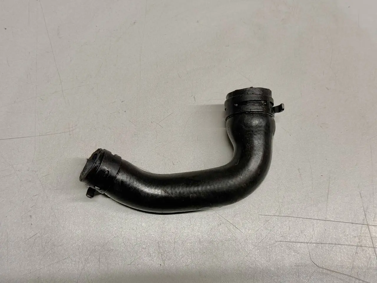 Kühlwasserschlauch Benz Vito 111 Mercedes Benz Vito W639 111 2009 6398326423