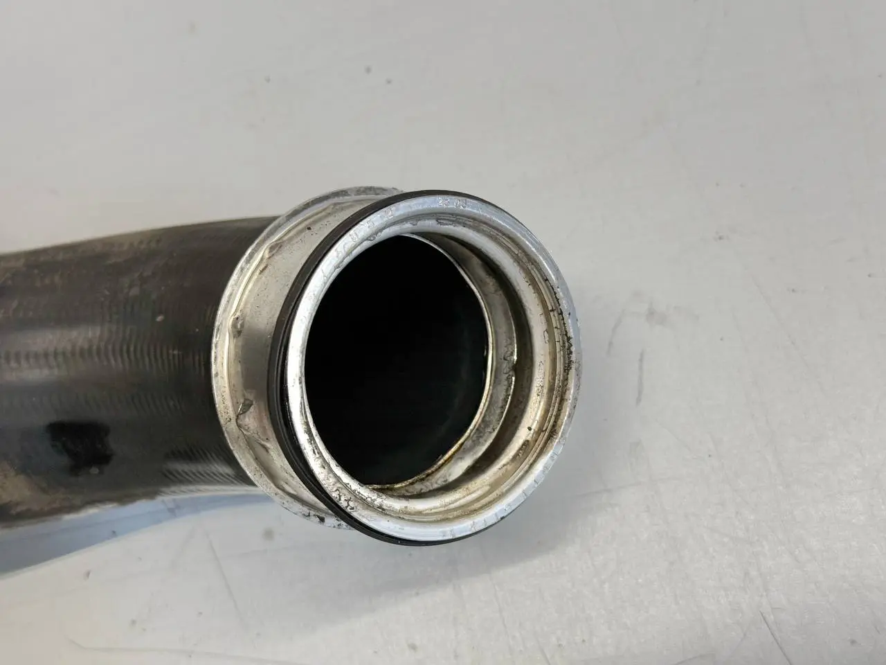 Ladeluftschlauch Ladedruckschlauch Mercedes Benz Vito W639 111 2009 A6395280982