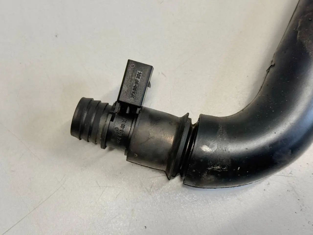 Schlauch Rohr Luftleitung für Mercedes Benz Vito W639 111 2009 A6460100382