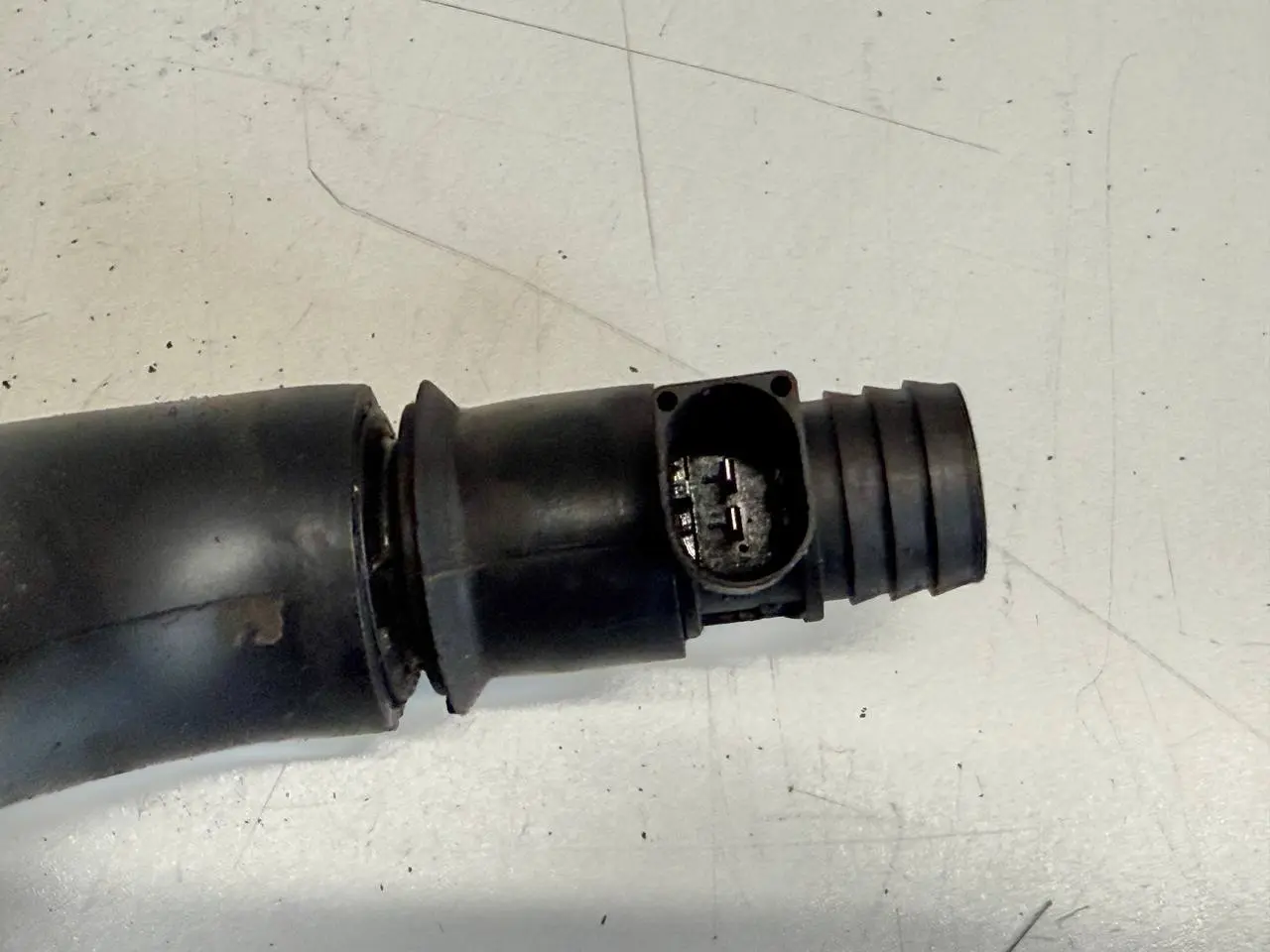 Schlauch Rohr Luftleitung für Mercedes Benz Vito W639 111 2009 A6460100382