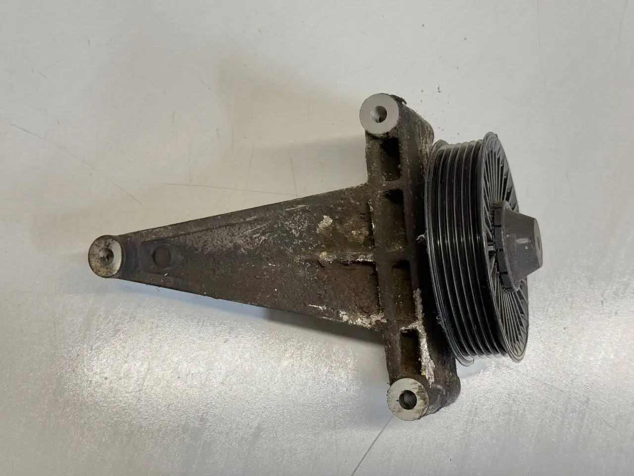 Riemenspanner Umlenkrolle Mercedes Benz Vito W639 111 2009 A6112341039