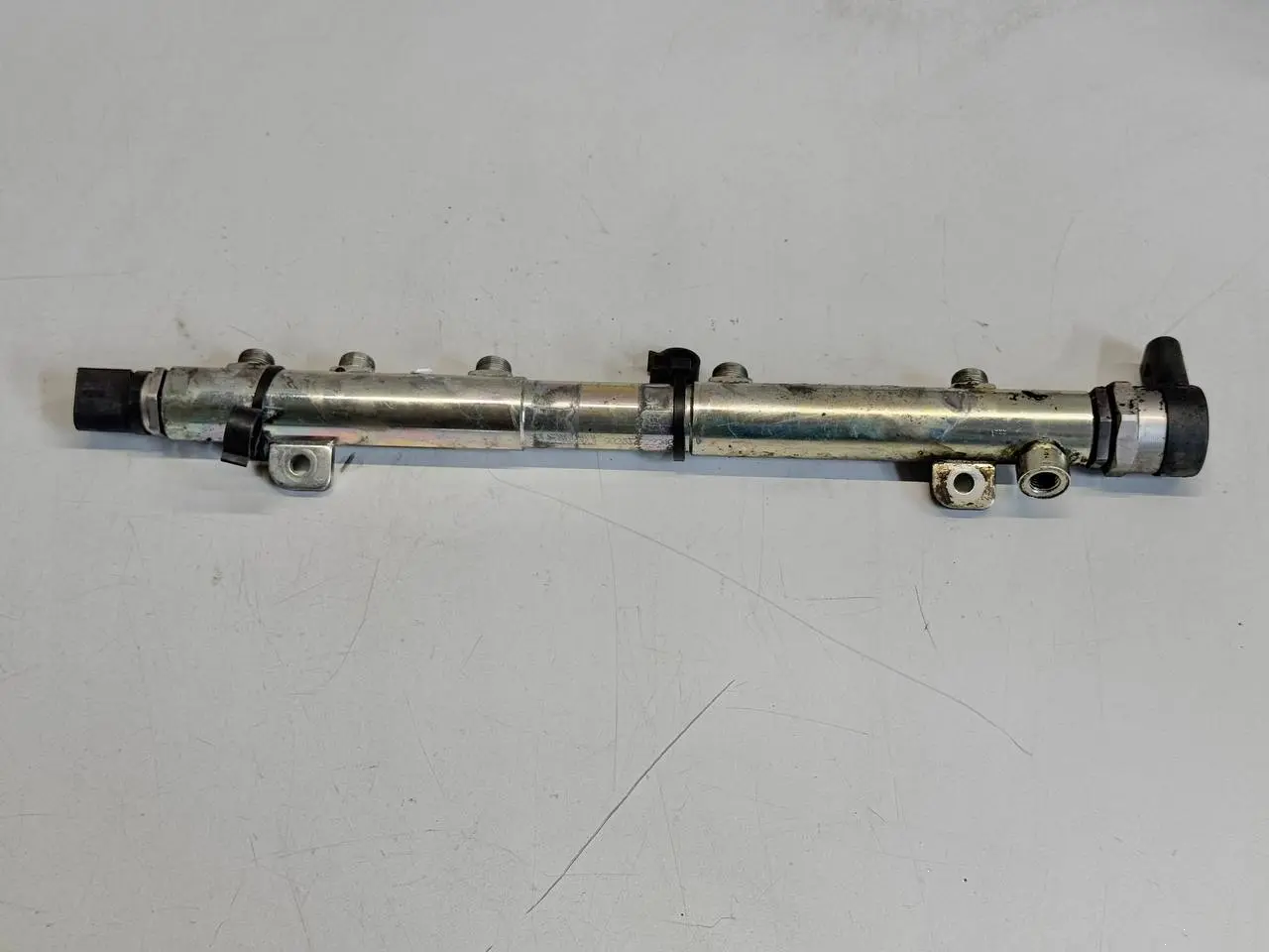 Kraftstoffdruckregler Benz Vito Mercedes Benz Vito W639 111 2009 A6460701895