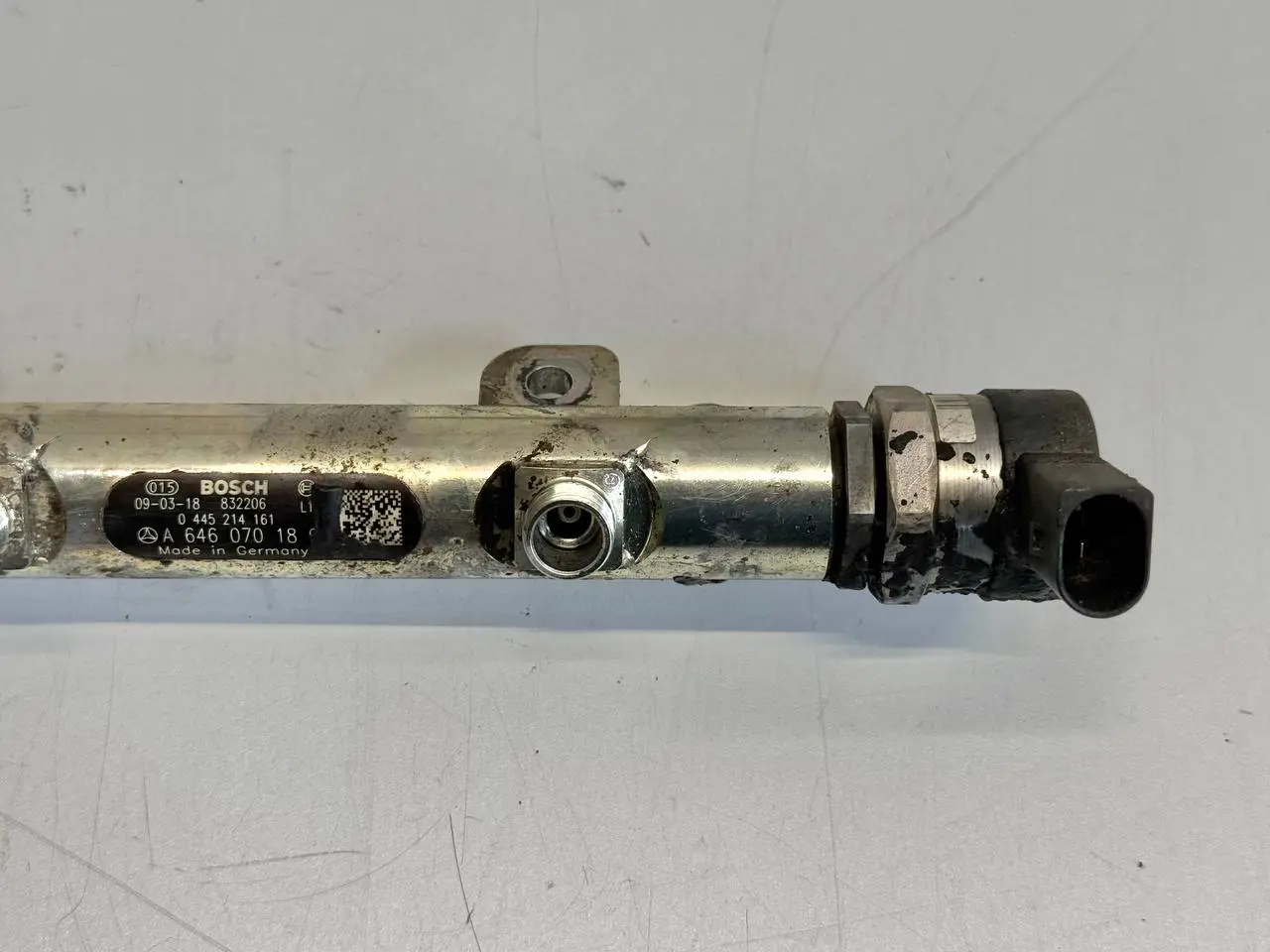 Kraftstoffdruckregler Benz Vito Mercedes Benz Vito W639 111 2009 A6460701895