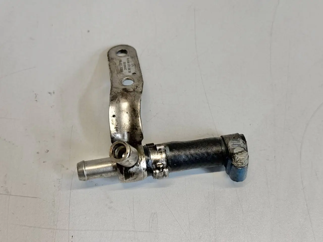 Kraftstoffleitung Mercedes Benz Vito W639 111 2009 A6460700638