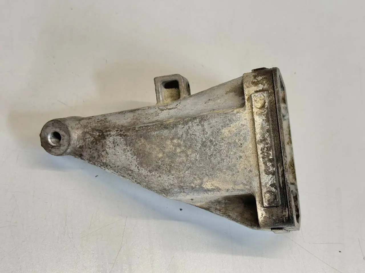Motorhalter Motorträger Lager Benz Mercedes Benz Vito W639 111 2009 A6462230804