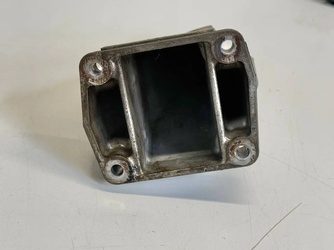 Motorhalter Motorträger Lager Benz Mercedes Benz Vito W639 111 2009 A6462230804