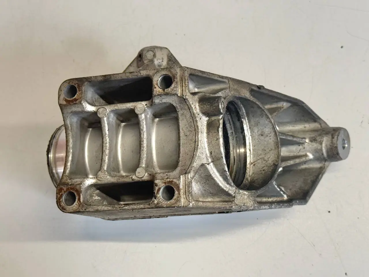 Motorhalter Motorträger Motorlager links Mercedes Vito W639 A6462230004