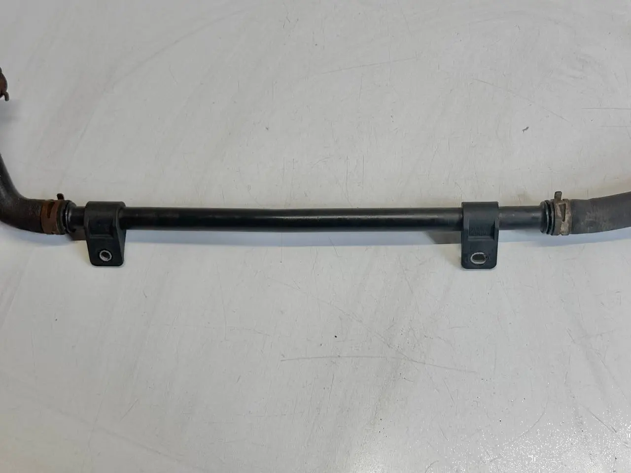 Kühlwasser Rohr Schlauch Leitung Mercedes Benz Vito W639 111 2009 A6398306315