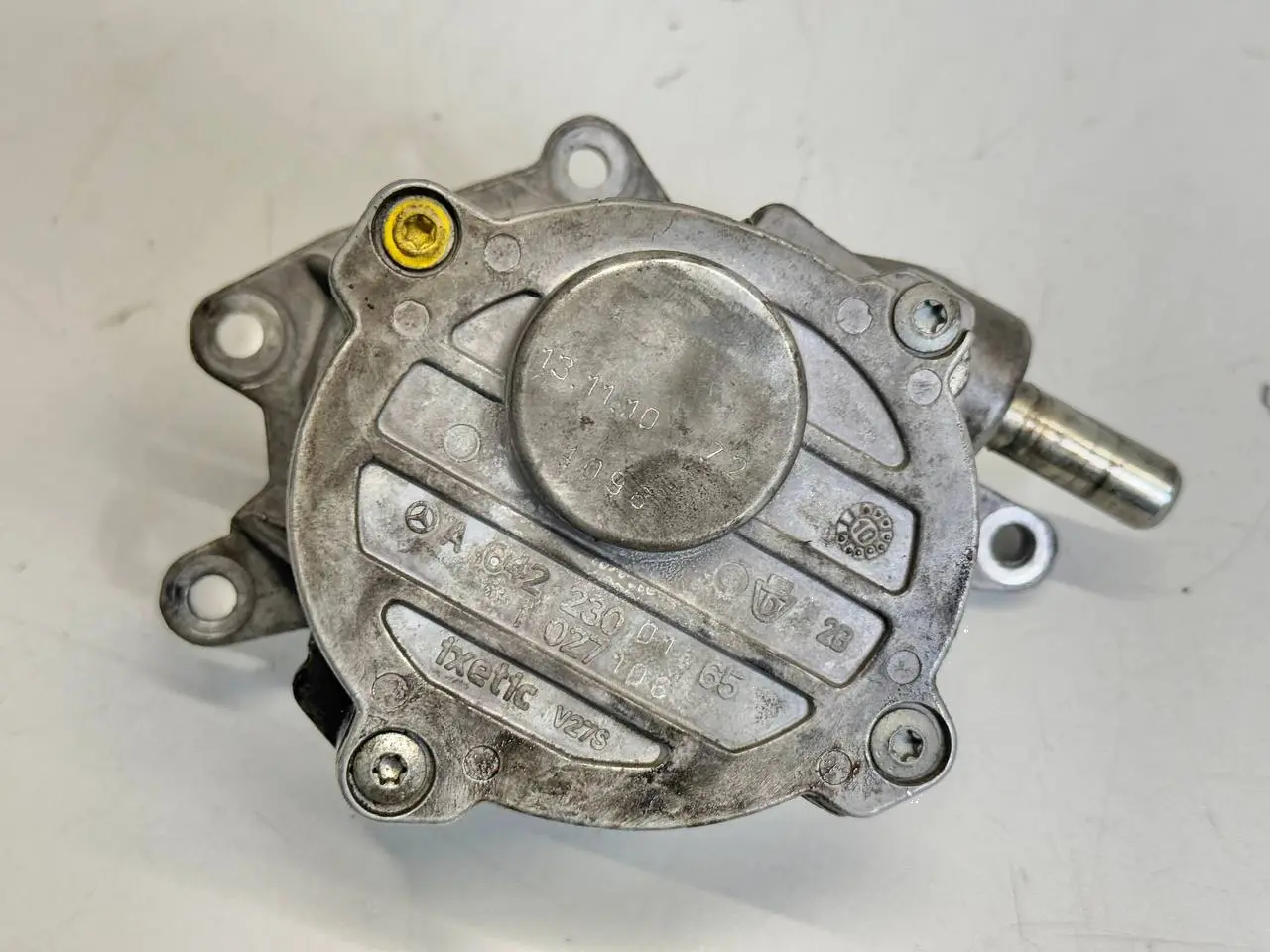 Vakuumpumpe Unterdruckpumpe für Mercedes W212 E-Klasse A6422300165