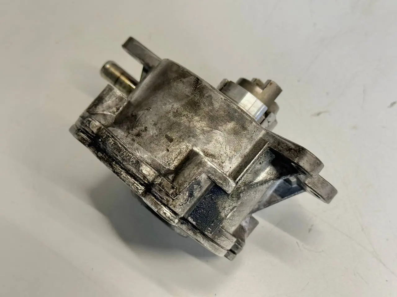 Vakuumpumpe Unterdruckpumpe für Mercedes W212 E-Klasse A6422300165