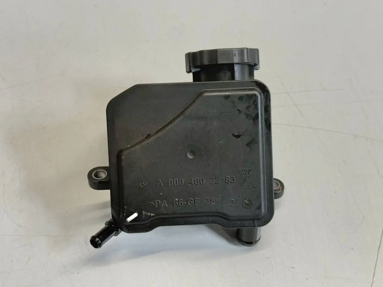 Servobehälter Ausgleichsbehälter Benz W212 E-Klasse 2010 A0004602283