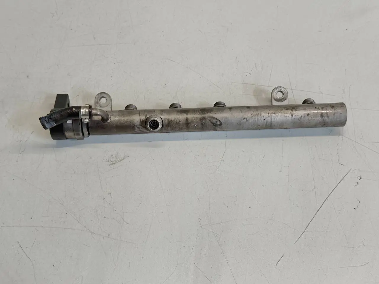 Hochdruck Drucksensor Einspritzleitung Kraftstoffverteiler E-Klasse A6420700146