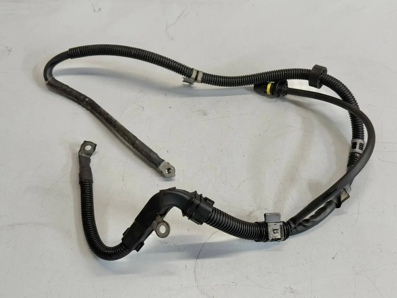 Kabelbaum Batterie Anlasser Lichtmaschine W212 E-Klasse A2125403605