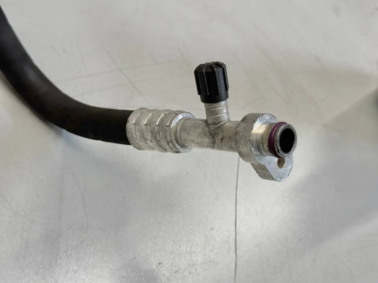 Klimaleitung Kältemittelschlauch für W212 E-Klasse A2128308415