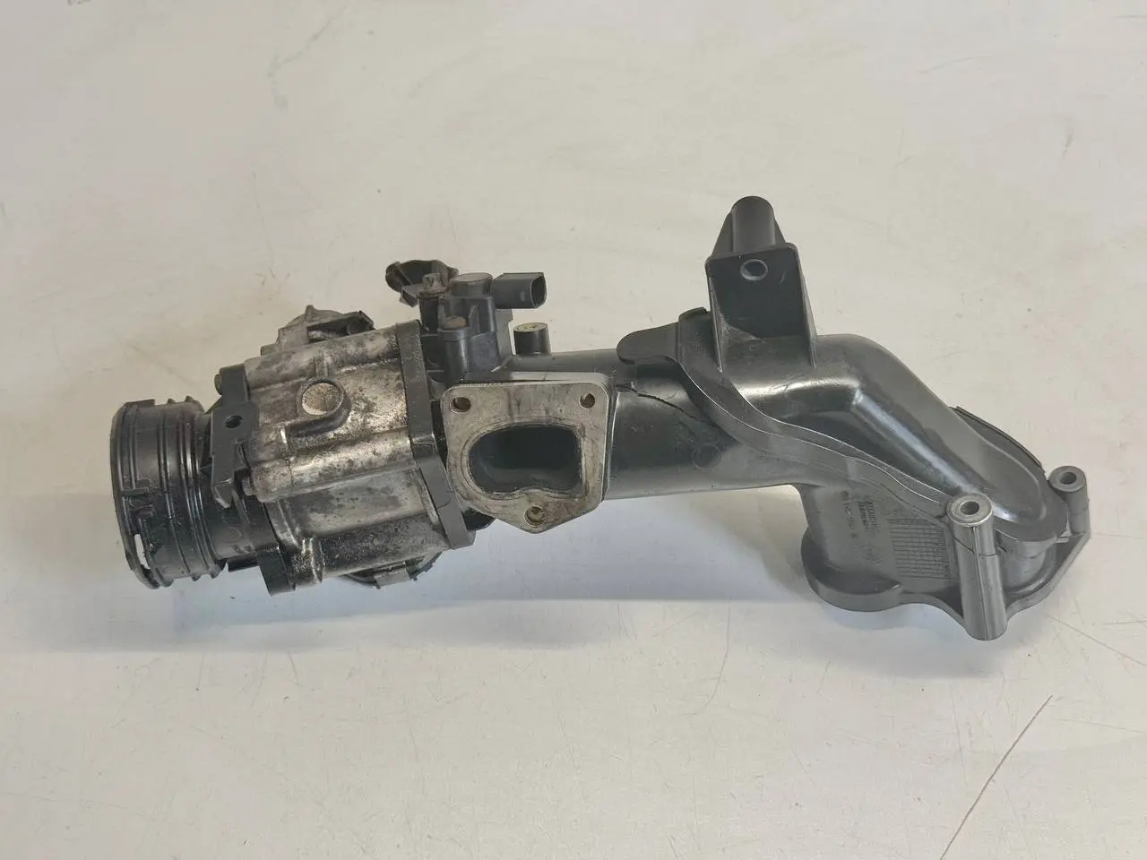 Drosselklappe Regelklappe Stutzen für -Benz Benz W212 E-Klasse 2010 A6420900270