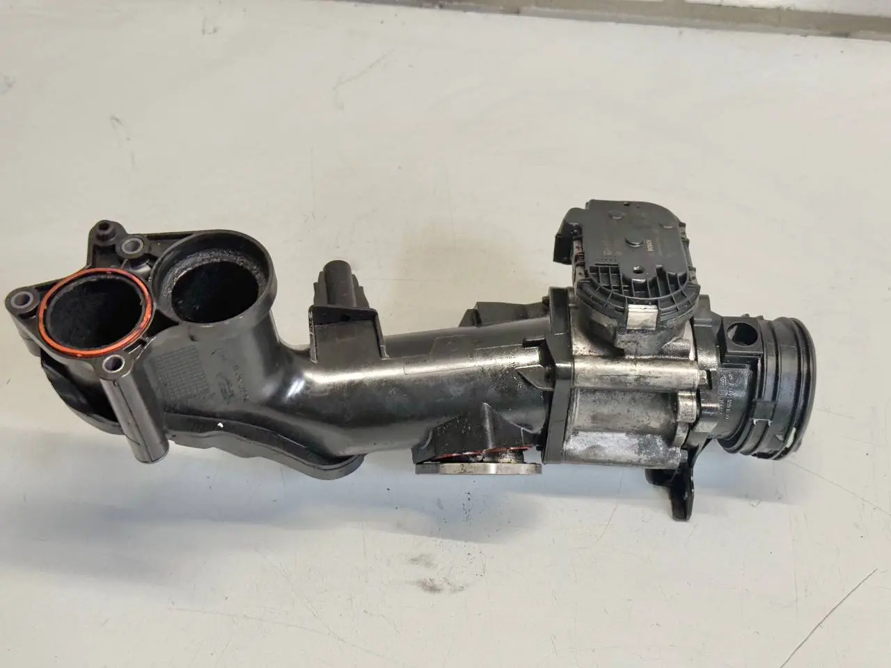 Drosselklappe Regelklappe Stutzen für -Benz Benz W212 E-Klasse 2010 A6420900270