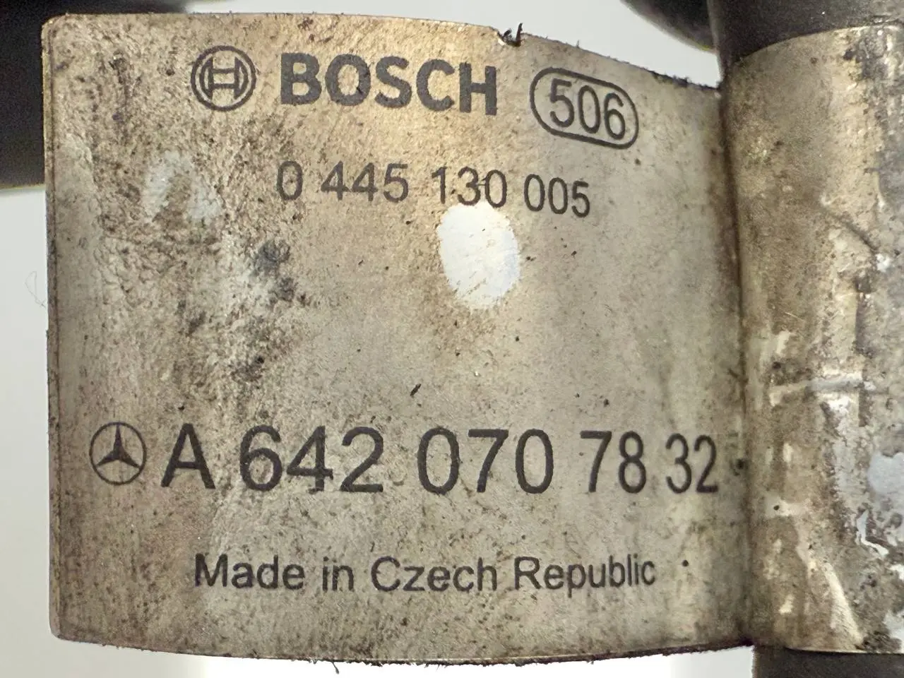 Kraftstoffleitung Leckölleitung Benz W212 E-Klasse 2010 A6420707832