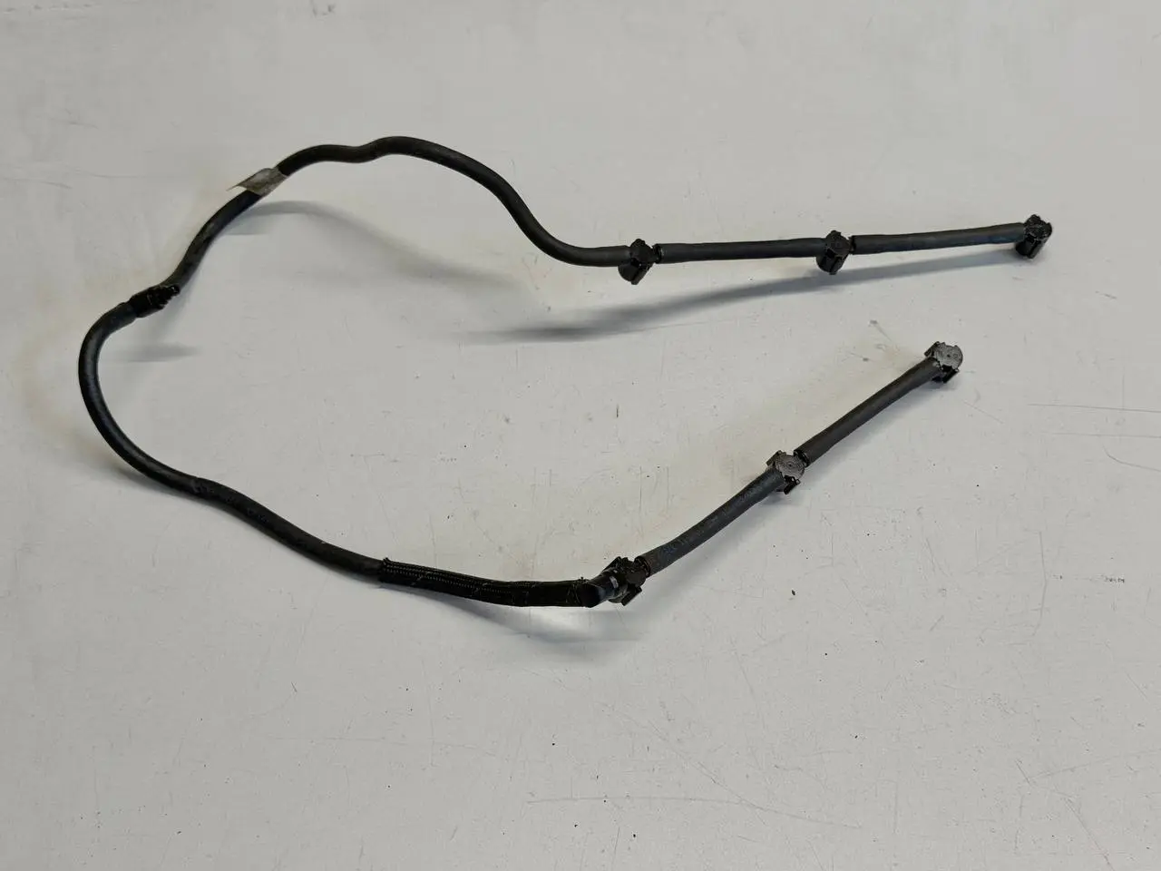 Kraftstoffleitung Leckölleitung Benz W212 E-Klasse 2010 A6420707832