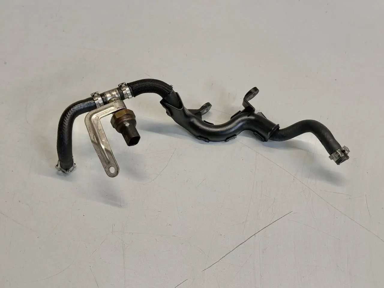 Railsensor Drucksensor Kraftstoffleitung Benz W212 E-Klasse 2010 A6420785381