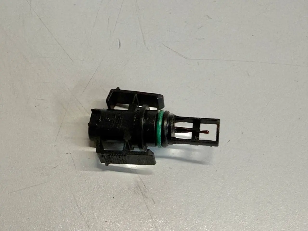 Ansauglufttemperatursensor BENZ CLK 320 1999 Benz W212 E-Klasse 2010 A6511530028