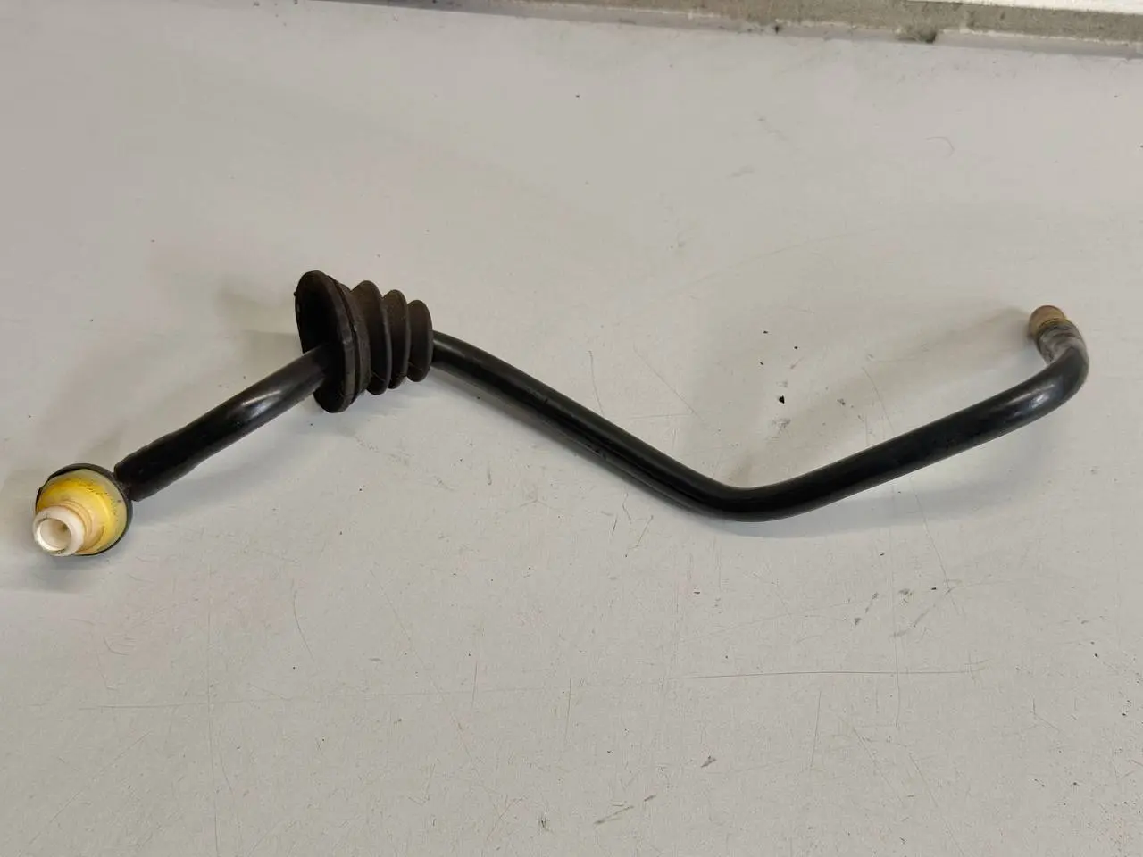 Vakuumleitung Unterdruckleitung BENZ Mercedes BENZ CLK 320 1999 W208 2024301729