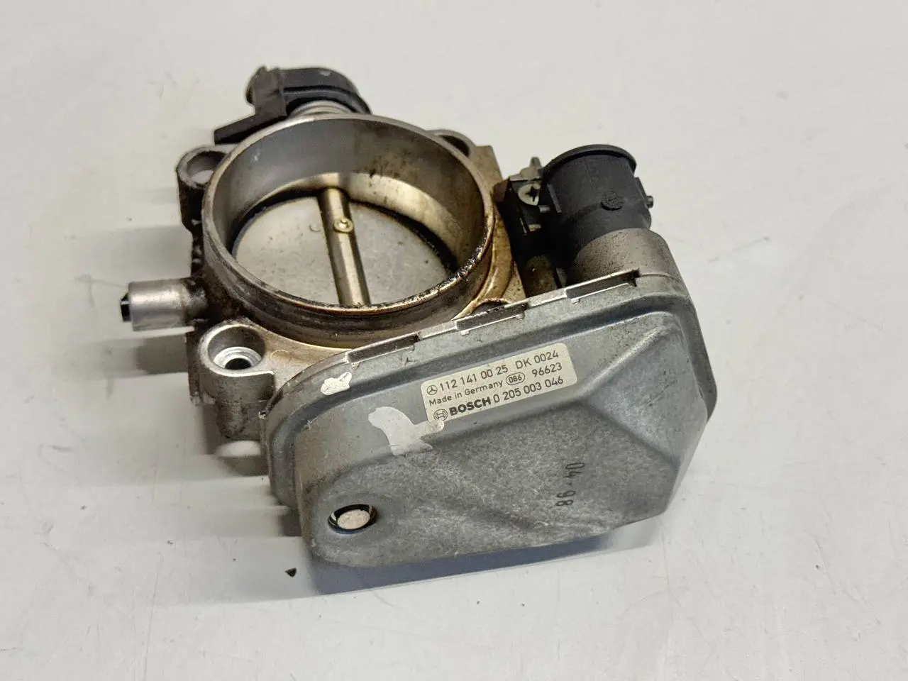 Drosselklappe Schieber Gassteller Mercedes BENZ CLK 320 1999 W208 1121410025