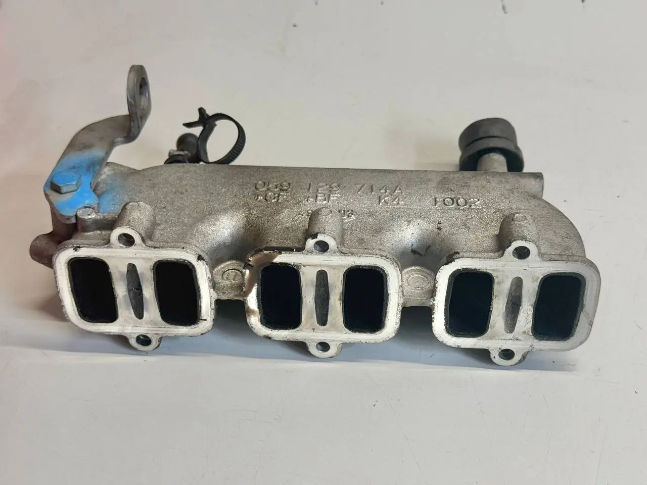 Ansaugkrümmer Ansaugbrücke Audi A6 Avant 4B5 TDI 2.5L 2002 059129714A