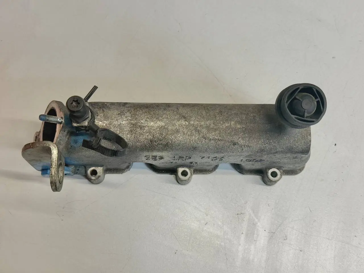 Ansaugkrümmer Ansaugbrücke Audi A6 Avant 4B5 TDI 2.5L 2002 059129714A