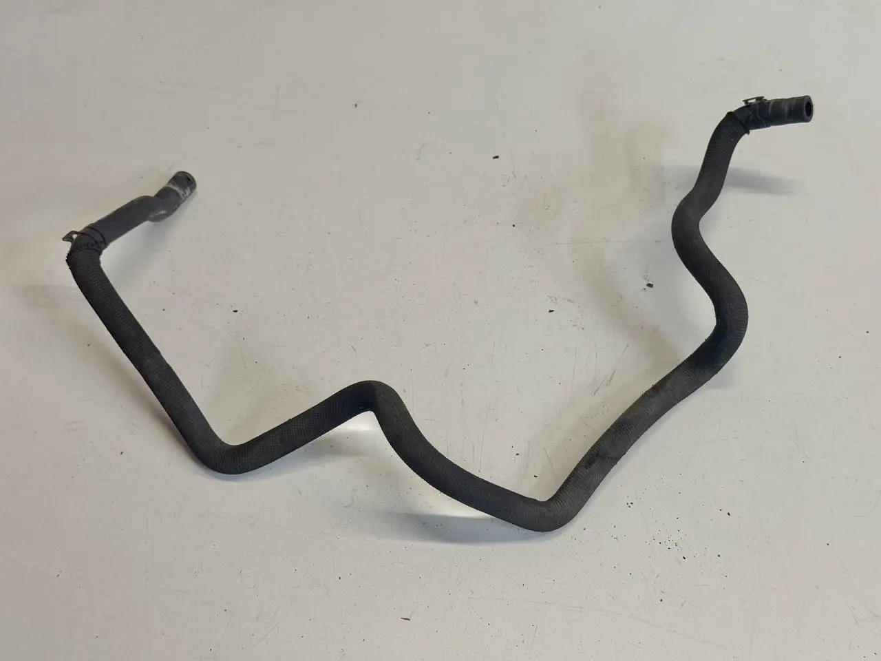 Kühlwasser-Entlüftungsschlauch Audi A4 A5 8T 059121107F