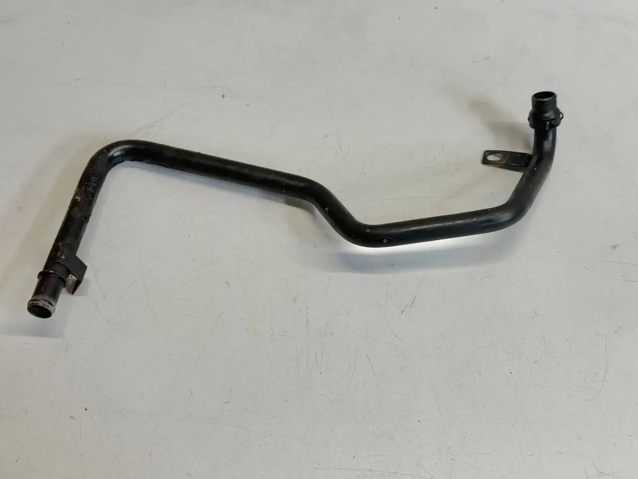 Kühlwasserrohr Schlauch Leitung Audi A6 Avant 4B5 TDI 2.5L 2002 059121065D