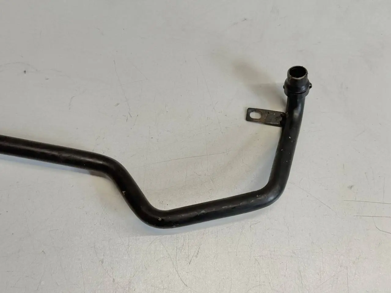 Kühlwasserrohr Schlauch Leitung Audi A6 Avant 4B5 TDI 2.5L 2002 059121065D