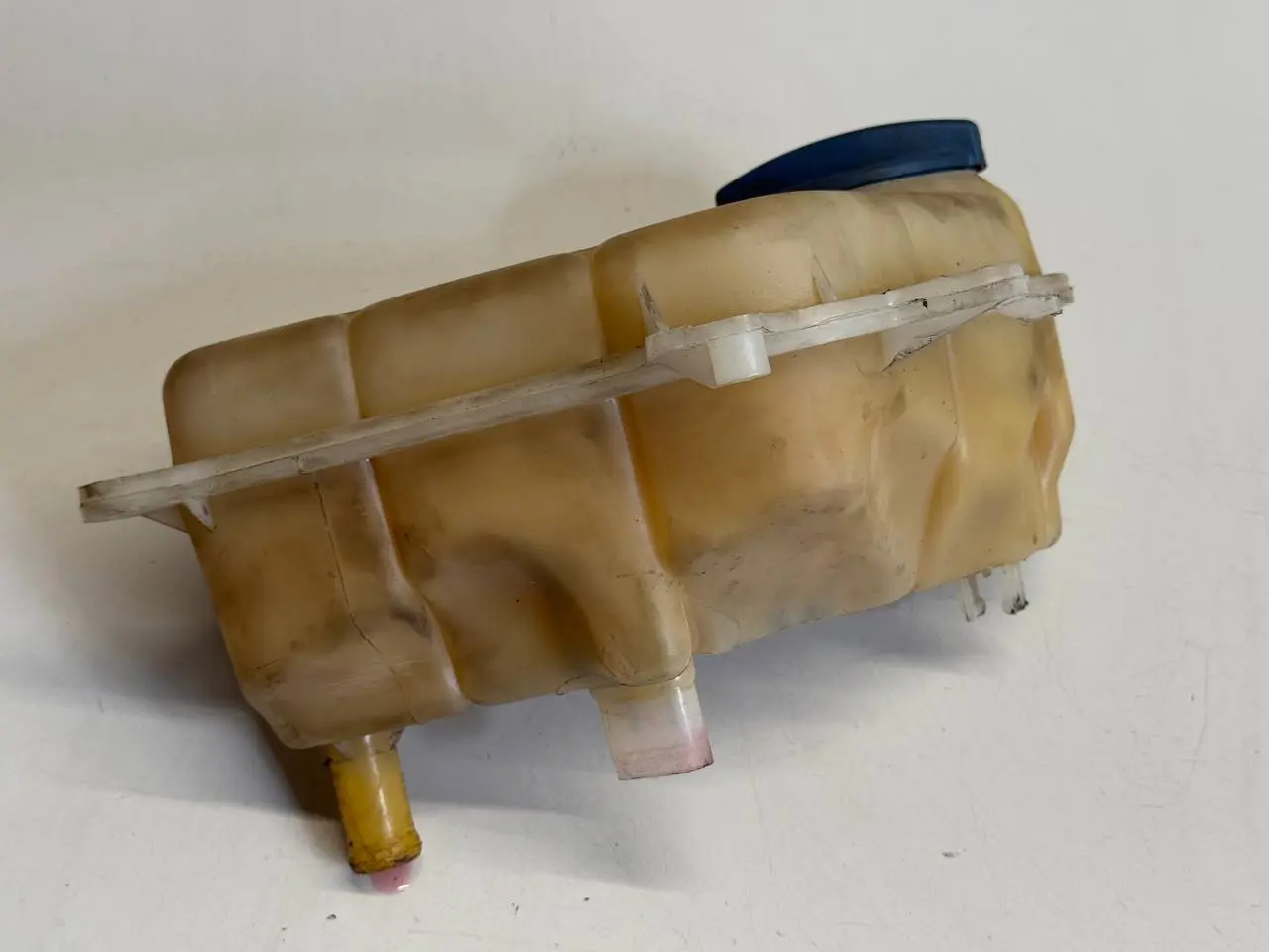 Kühlwasserausgleichsbehälter Audi A6 Avant 4B5 TDI 2.5L 2002 8E0121403E