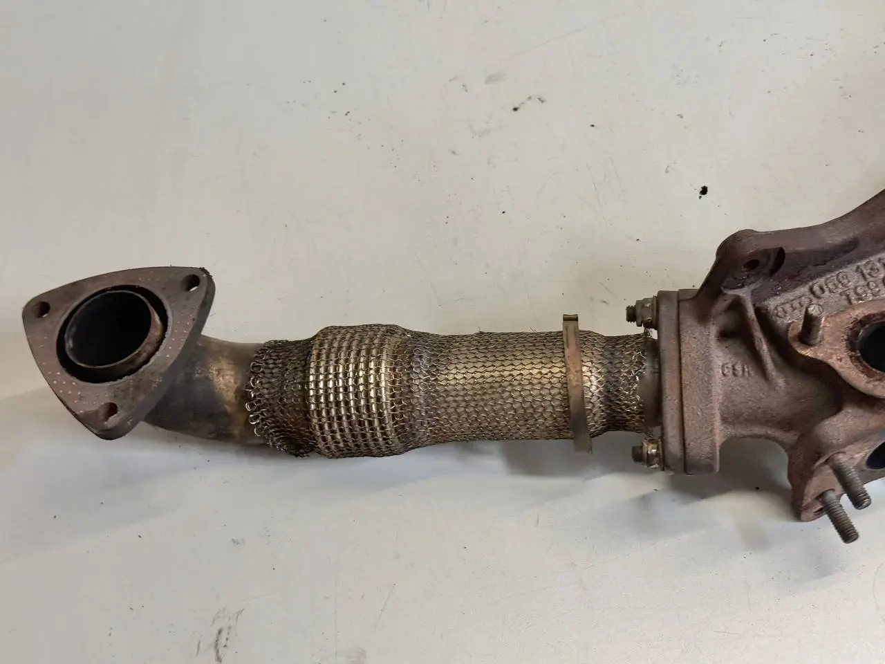 Abgaskrümmer Auspuffkrümmer Rohr Audi A6 Avant 4B5 TDI 2.5L 2002 069181799G